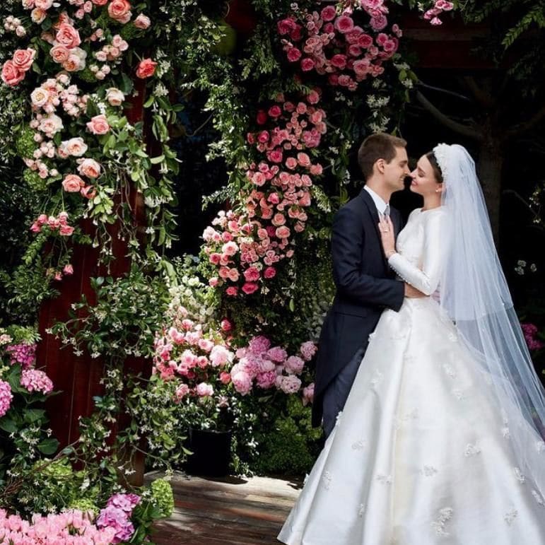Miranda Kerr marries Evan Spiegel wearing a Dior dress