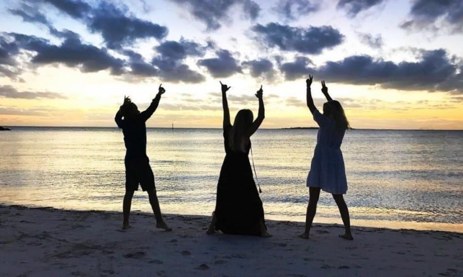 Reese Witherspoon shared a beautiful NYE view as she posted a picture with her friends to Instagram.
The star wrote, "And we're out! #2017 here we come!!! #HappyNewYear"
Photo: Instagram/@reesewitherspoon