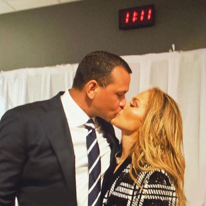 Jlo and arod kiss