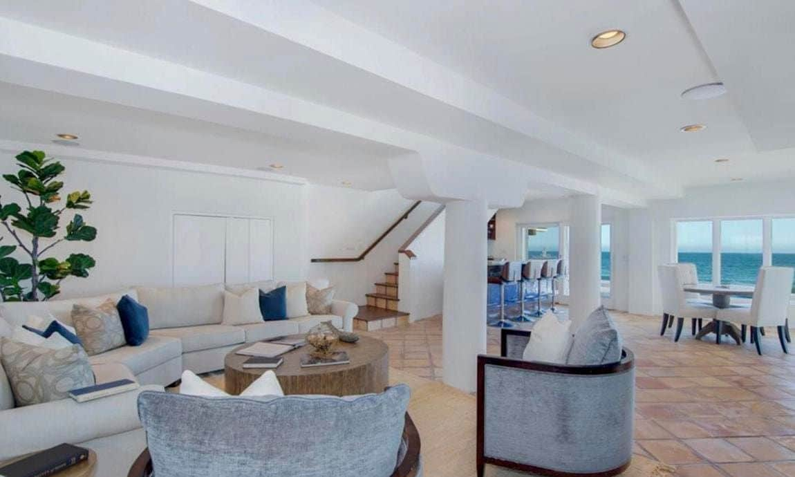 Jennifer Lopez and Alex Rodriguez Mansion in Malibu