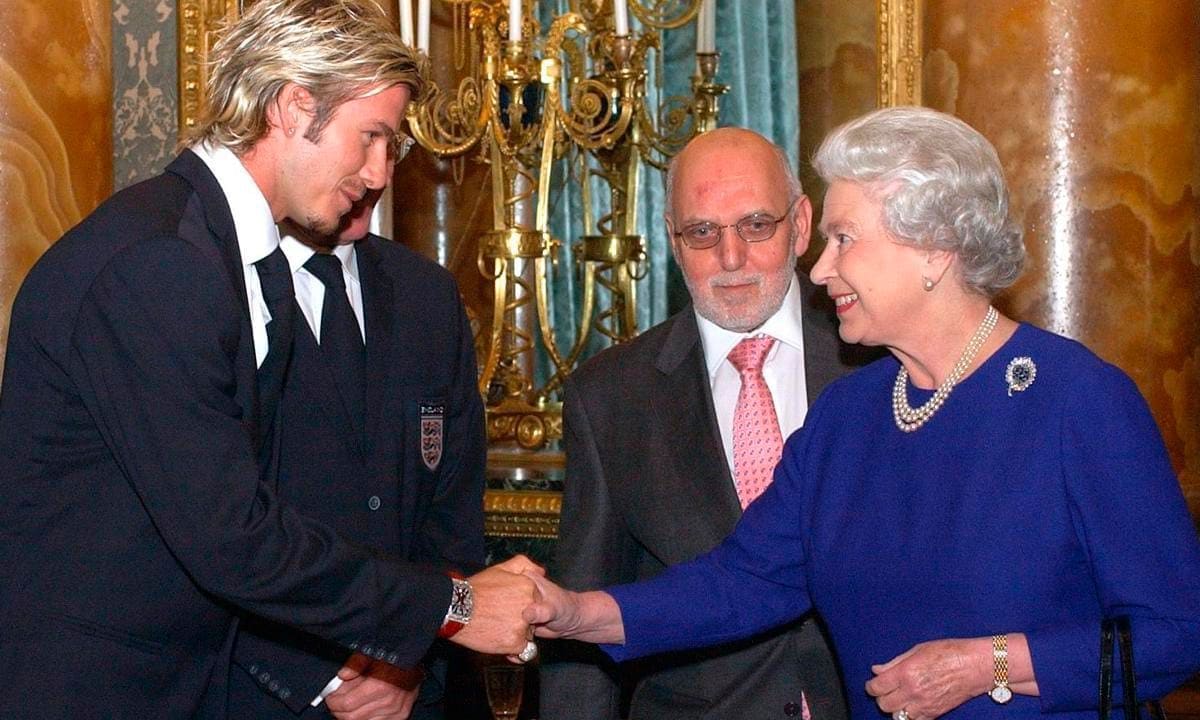 Queen Meets Beckham and England Football Team