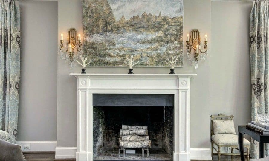 <b>Living room fireplace</b>
The property is owned by Joe Lockhart, who served as Bill Clinton's press secretary.
Photo: Mark McFadden