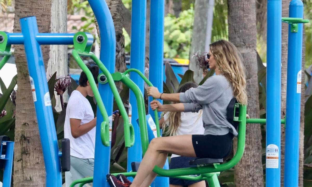 Gisele Bundchen and her kids