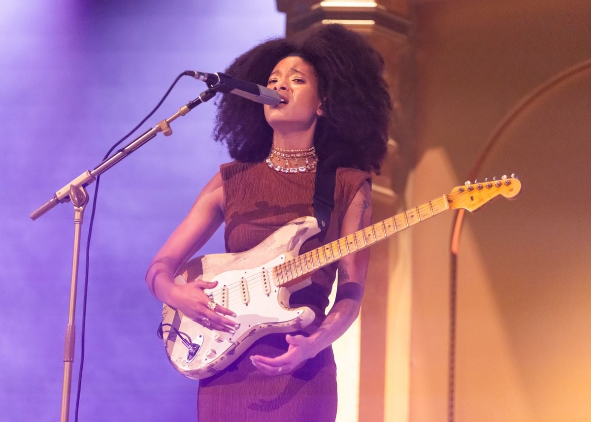 Willow Smith performs at Little Caesars Arena 