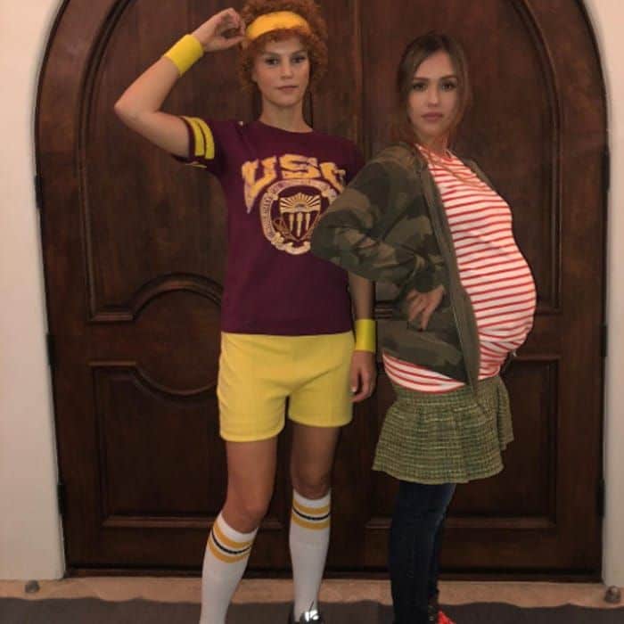 Jessica Alba transformed into the pregnant teenage mom Juno, the character made famous by Ellen Page in the hit 2007 film, at Kelly Rowland's star-studded Halloween party on Sunday evening.
Taking to her social media pages to share a picture, the expectant star's efforts were incredible as she posed next to her friend, model Kelly Sawyer, dressed as Paulie Bleeker. "#juno #happyhalloween @kellysawyer and I," Jessica captioned the photo.
Photo: Instagram/@jessicaalba