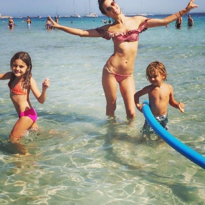 Alessandra Ambrosio with her children Anja and Noah Mazur
<br>
Photo: Instagram/@alessandraambrosio