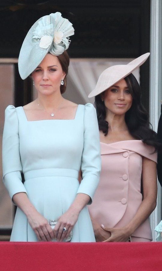 Kate Middleton wore a pastel Alexander McQueen to the 2018 Trooping the Colour. She matched the icy blue dress with cap sleeves with a fascinator by Juliette Botterill.
Photo: Getty Images