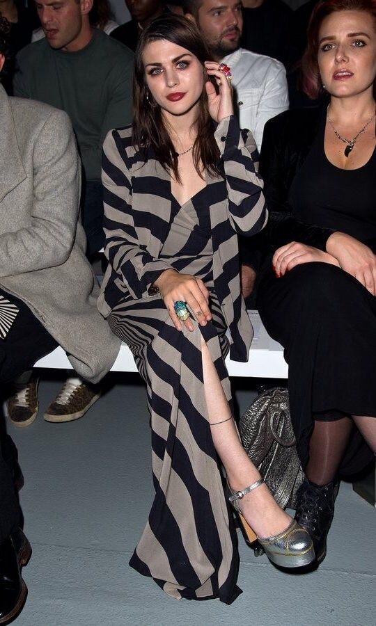 Frances Bean Cobain, daughter of Courtney Love and the late Kurt Cobain, checked out the styles at Gareth Pugh.
Photo: David M. Benett/Dave Benett/Getty Images