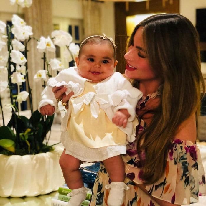 Sofia Vergara with family member