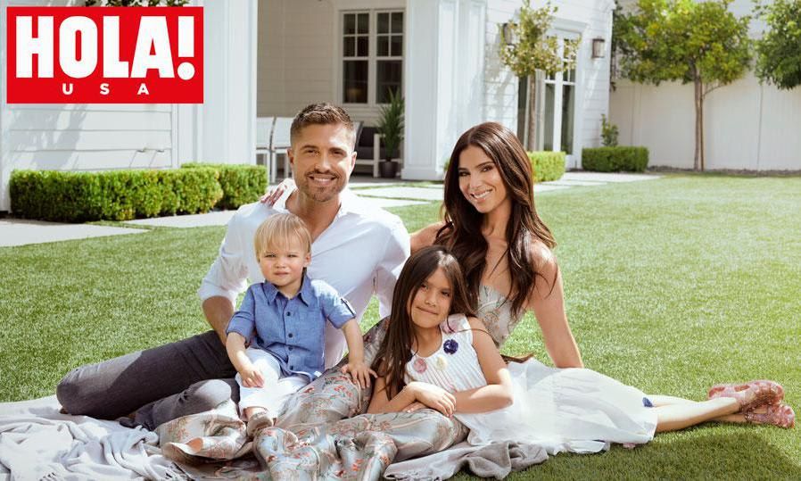 Roselyn Sanchez and family