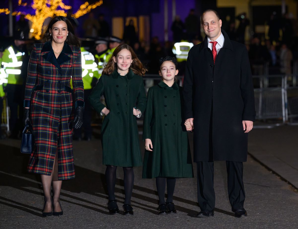 LONDON, ENGLAND - DECEMBER 06: Sophie Winkleman (L), Lord Frederick Windsor (R) and children attend the 'Together At Christmas' Carol Service at Westminster Abbey on December 06, 2024 in London, England. The Prince and Princess of Wales, along with other members of the Royal Family, attended the annual carol service. Led by The Princess and supported by The Royal Foundation, the event offered a chance to pause and reflect on the profound values of love, compassion, and the vital connections we shareâparticularly during life's most challenging moments. The service also highlighted remarkable individuals from across the UK who have demonstrated extraordinary kindness, empathy, and support within their communities. (Photo by Karwai Tang/WireImage)