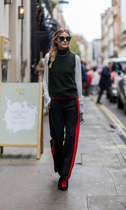 Olivia Palermo looked effortlessly cool strolling the streets of London wearing sunglasses and track suit pants.
Photo: Christian Vierig/Getty Images