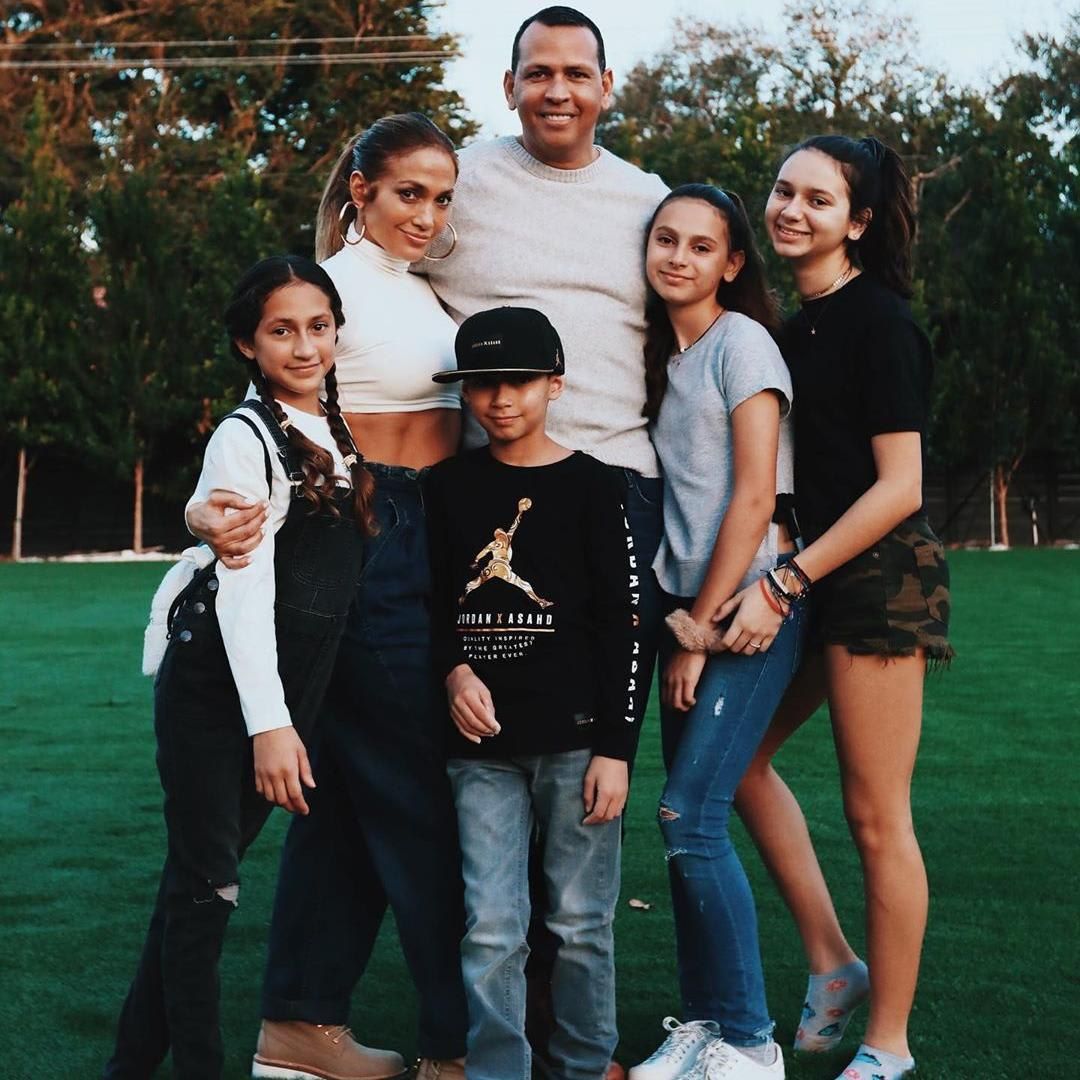 Jennifer Lopez y Alex Rodriguez con sus hijos