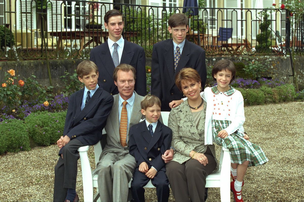 (Original Caption) 1st row: Louis, Henri, Sebastien, Maria Teresa, Alexandra. Behind: Guillaume and Felix. (Photo by Reuter Raymond/Sygma via Getty Images)