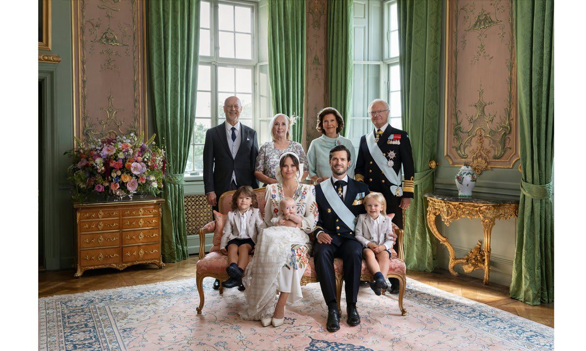 Erik and Marie Hellqvist and King Carl XVI Gustaf and Queen Silvia joined their newly baptized grandson for a portrait at Drottningholm Palace.