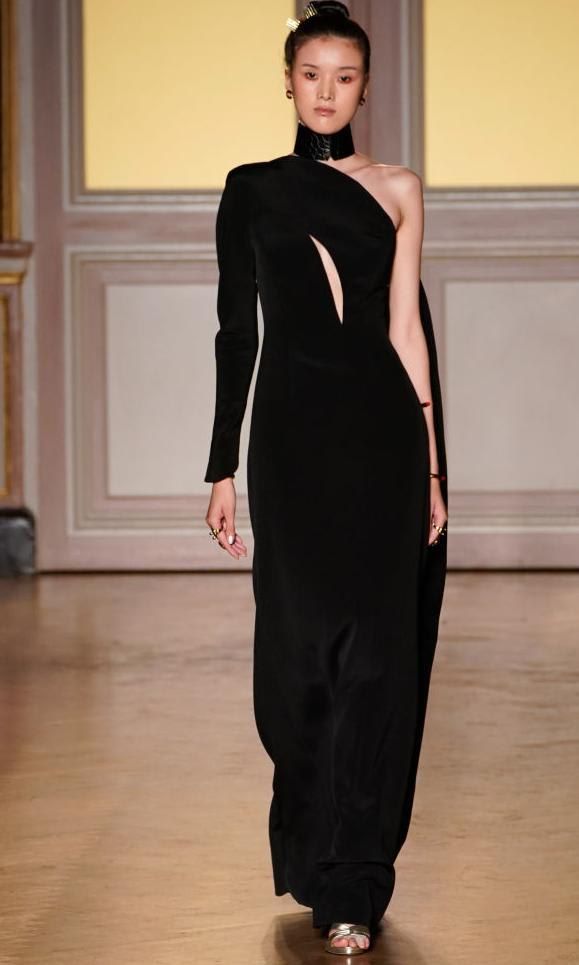 Model with asymmetric dress from Antonio Grimaldi
