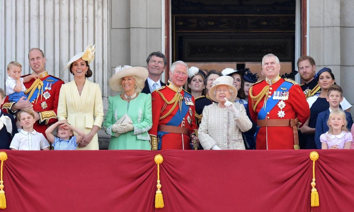 The Queen had eight grandchildren and eight great grandchildren