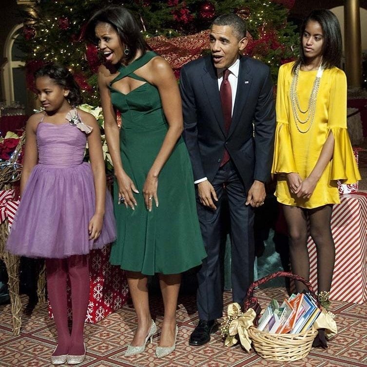 December 2011: The girls and their mom wore a rainbow of color block dresses during the taping of 'Christmas in Washington'.
<br>
Photo: Getty Images