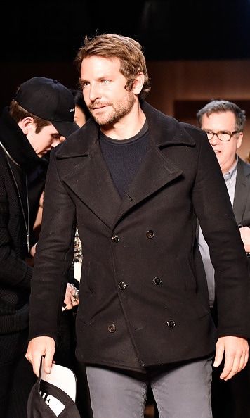 Bradley Cooper is seen arriving to watch girlfriend Irina Shayk in the Givenchy show.
<br>
Photo: Getty Images