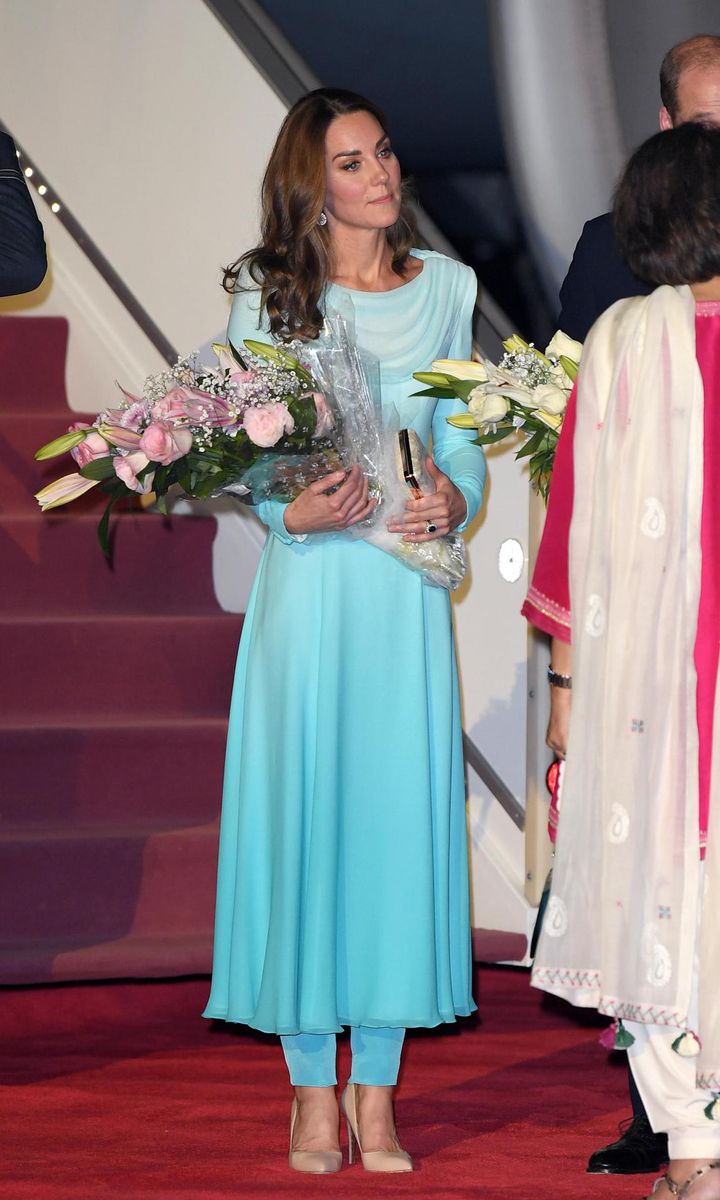 Kate Middleton stuns in a teal ensemble for day one of Pakistan royal tour
