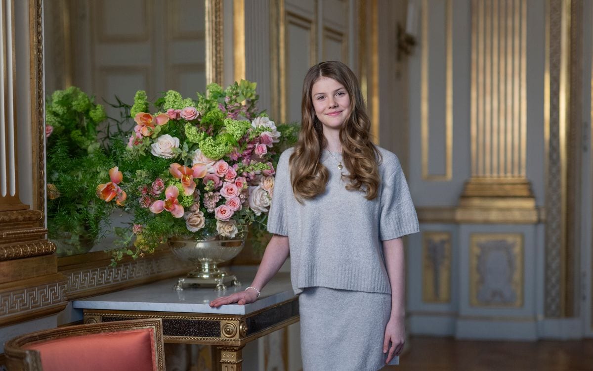 H.K.H. Prinsessan Estelle fotograferad i Prins Bertils våning på Kungl. Slottet inför sin 13-årsdag den 23 februari 2025. 