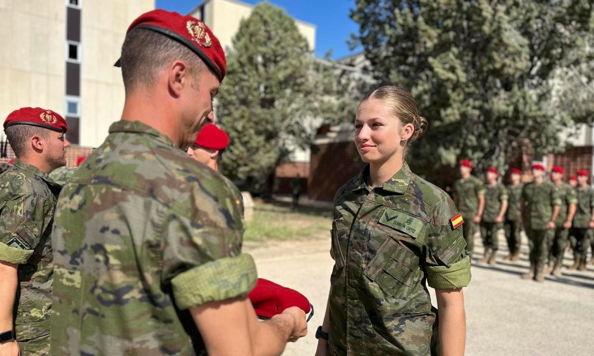 Princess Leonor completes basic military training