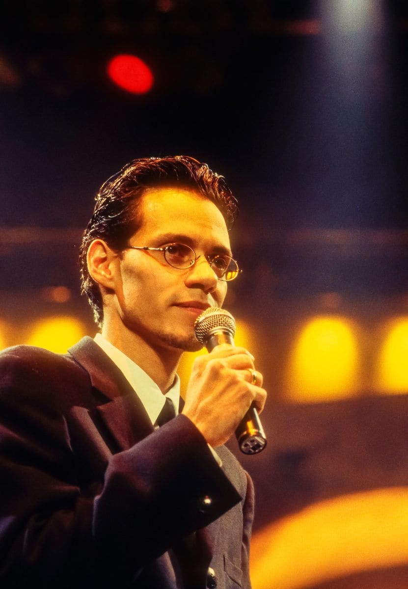 Marc Anthony performs during his 'Off to Broadway' concert at Madison Square Garden, New York, New York, October 18, 1997.