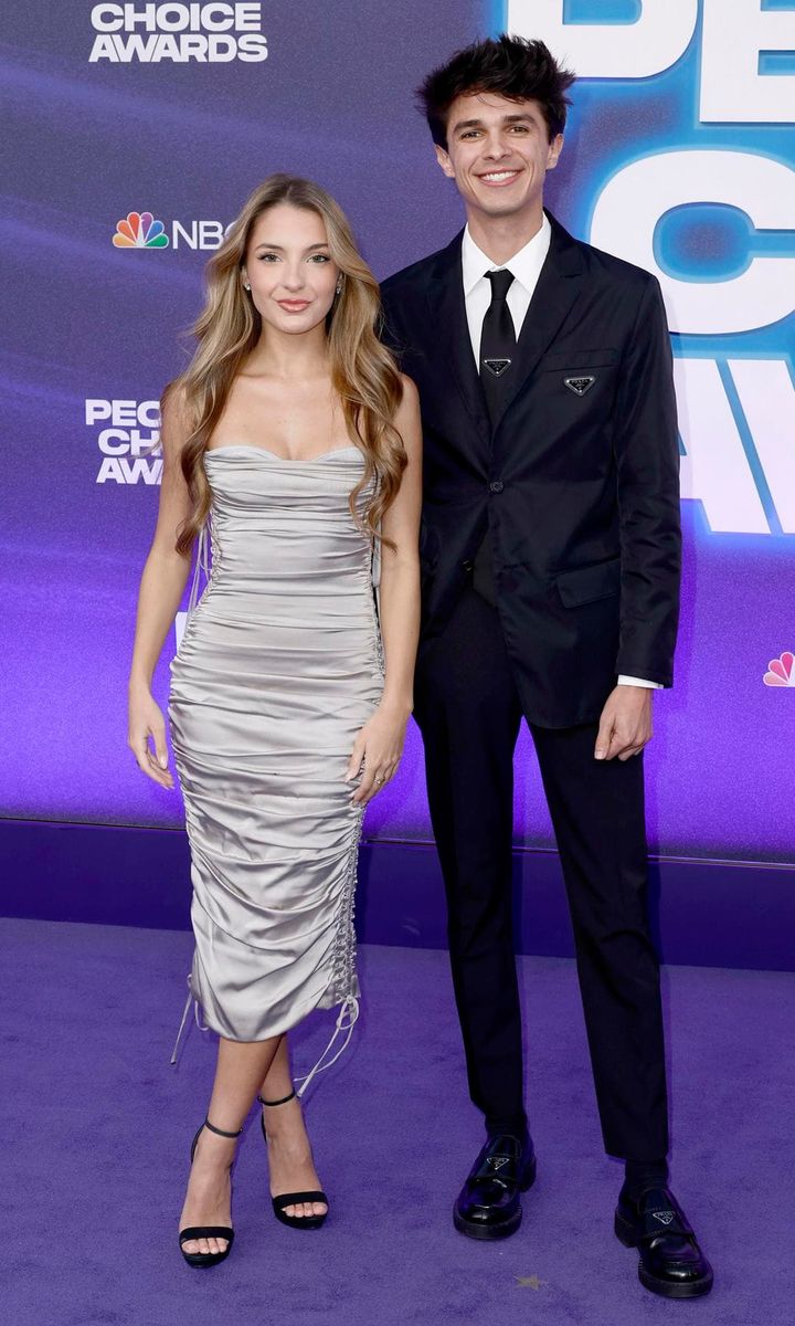 2022 People's Choice Awards - Arrivals