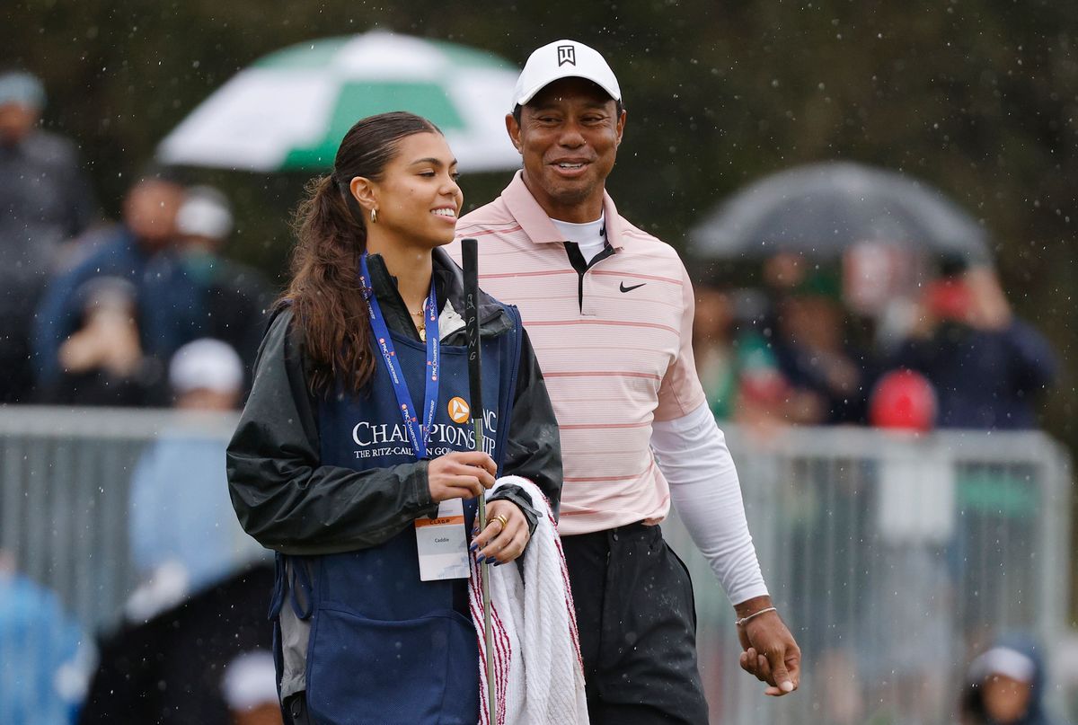 Tiger Woods and his daughter Sam play sports together