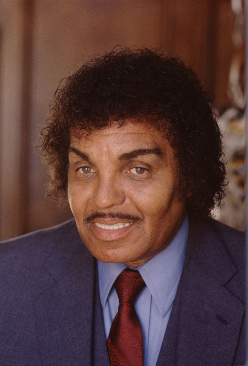 Joe Jackson, patriarch of the Jackson family, at their home in Encino, California, 1984.