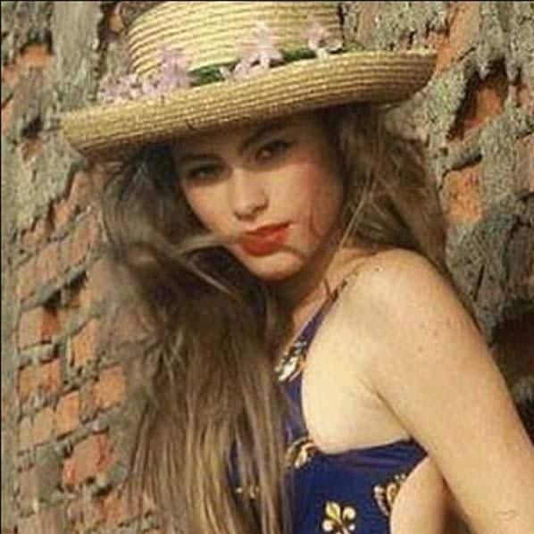 Sofia Vergara's new throwback sexy picture