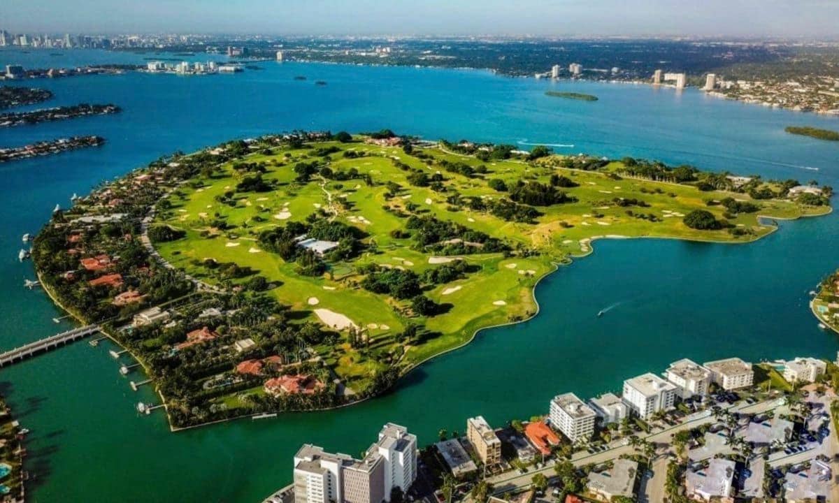 Ivanka Trump and husband, Jared Kushner bought a 1.4 acre lot of land on Indian Creek Island in Miami.