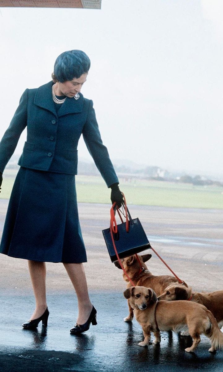 Queen Elizabeth ll arrives at Aberdeen Airport