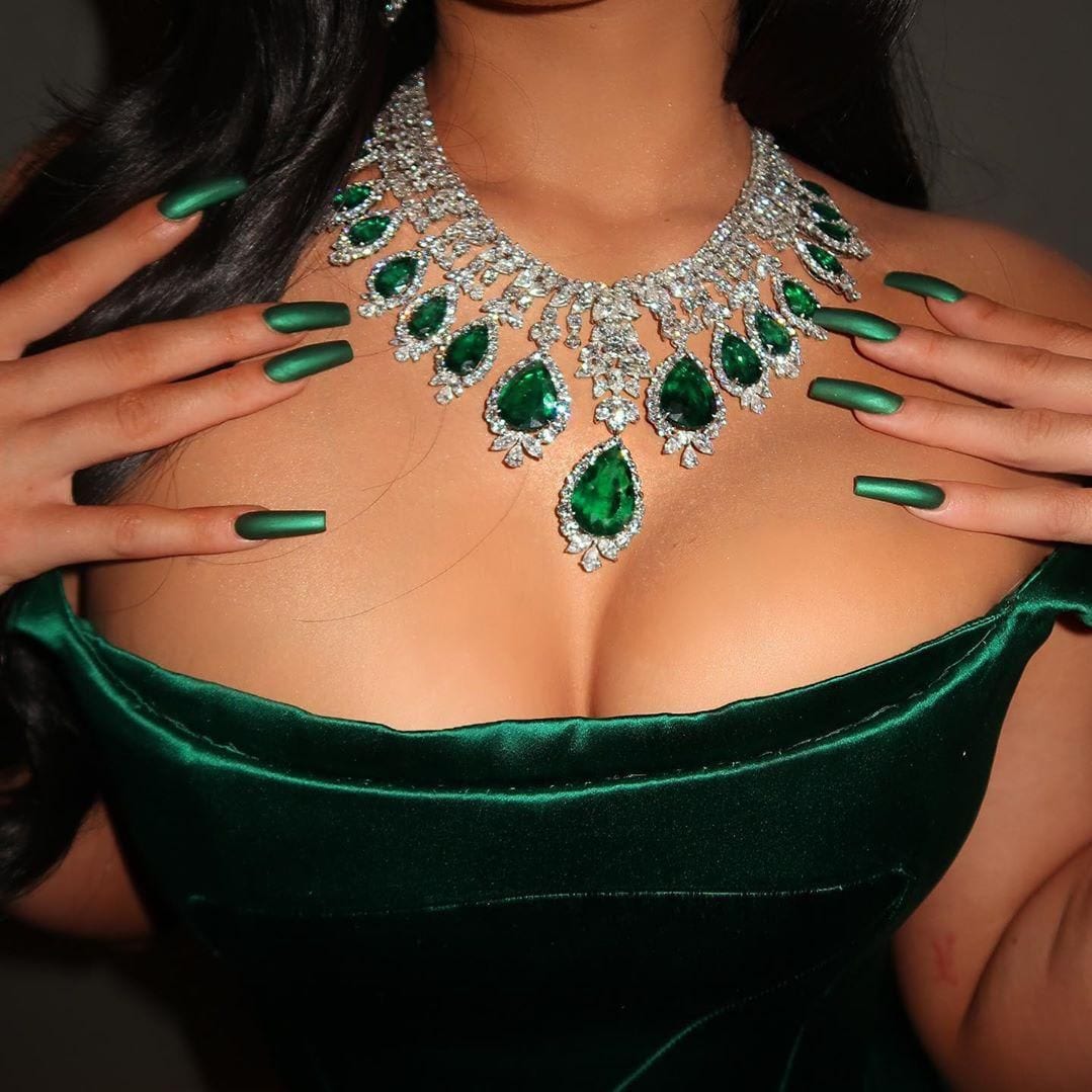 Kylie Jenner Christmas Eve necklace