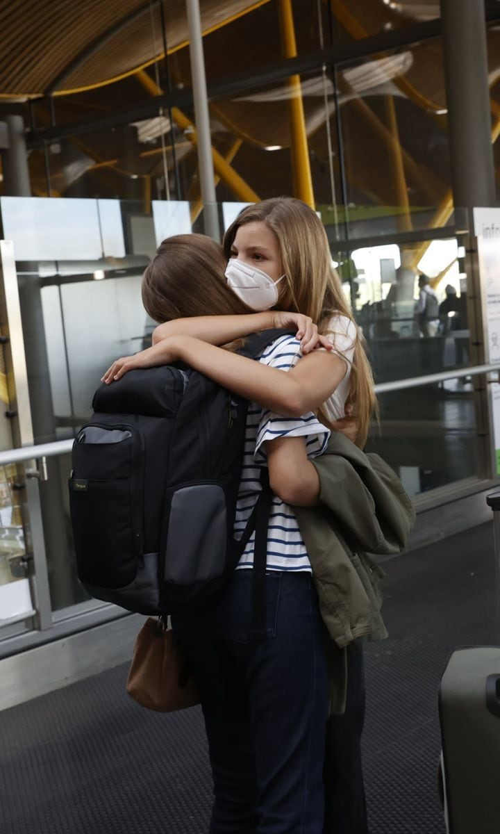 Sisterly love! Infanta Sofia embraced her big sister. Leonor previously attended Santa Maria de los Rosales school in Madrid with her younger sibling.