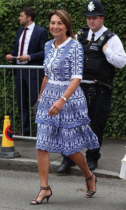 Clearly a major tennis fan, the Duchess of Cambridge's mom attended quite a few matches during Wimbledon 2017 here she is wearing a very Kate-like look on Day 9.
Photo: Neil Mockford/GC Images