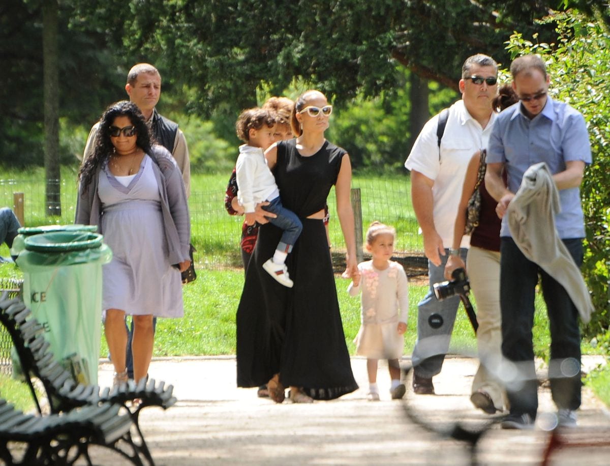 PARIS, FRANCE - JUNE 16:  Jennifer Lopesz (R) and her children Maximilian "Max" David Muniz (L) and Emme Maribel Muniz (C) sighting at park Monceau on june 16, 2011 in Paris, France  (Photo by Trago/FilmMagic)