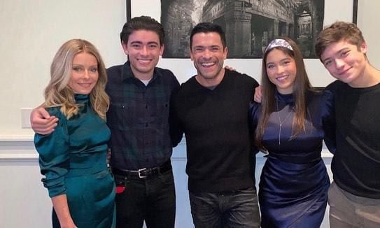 Kelly Ripa's Thankgiving Celebration