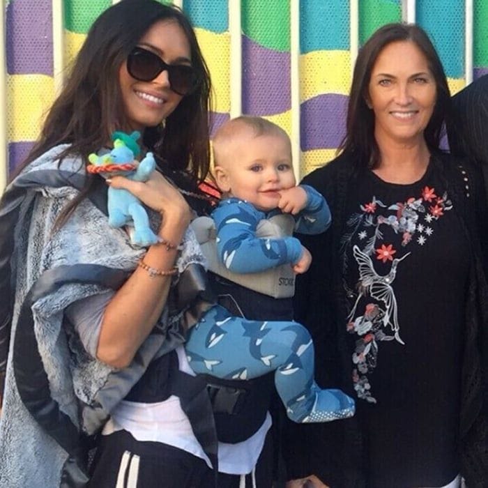 Megan Fox shared a rare photo of her and Brian Austin Green's youngest son Journey with her mom Gloria on January 11, 2018. The mom-of-three captioned the photo of her one-year-old boy, "Clone Wars" as the trio bare an uncanny resemblance.
Photo: Instagram/@the_native_tiger