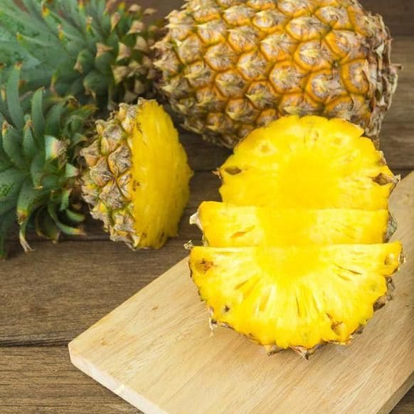 Sliced pineapple