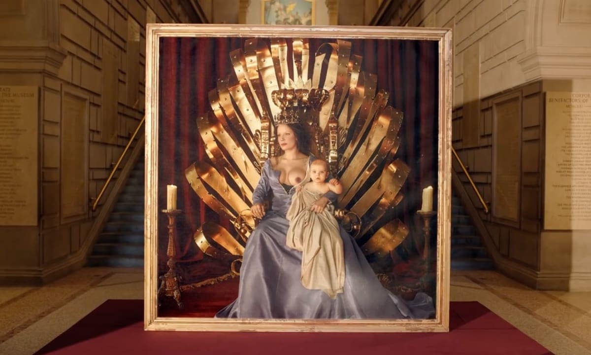 Halsey unveils album artwork