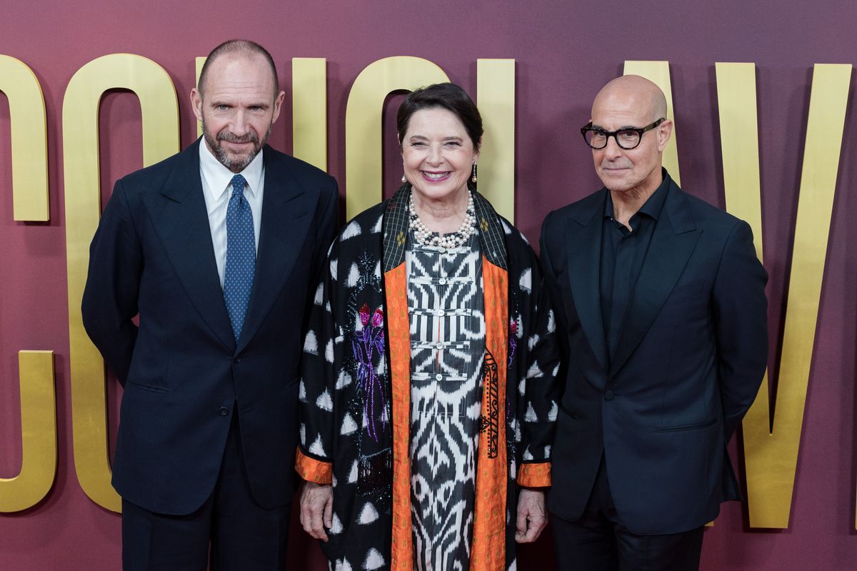 Ralph Fiennes, Isabella Rossellini an  Stanley Tucci attend the premiere of 'Conclave' 