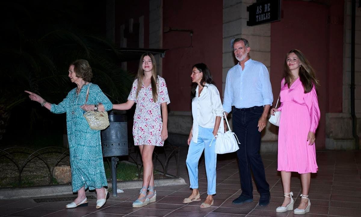 Princess Leonor wore a pink dress to watch the film
