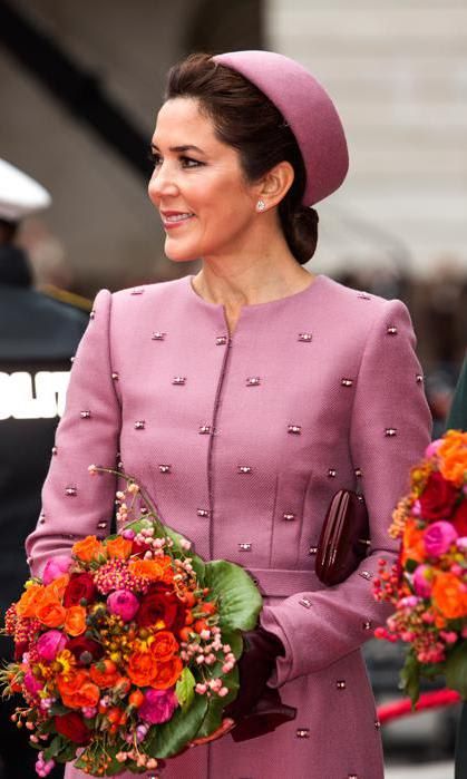 Crown Princess Mary channels Jackie O