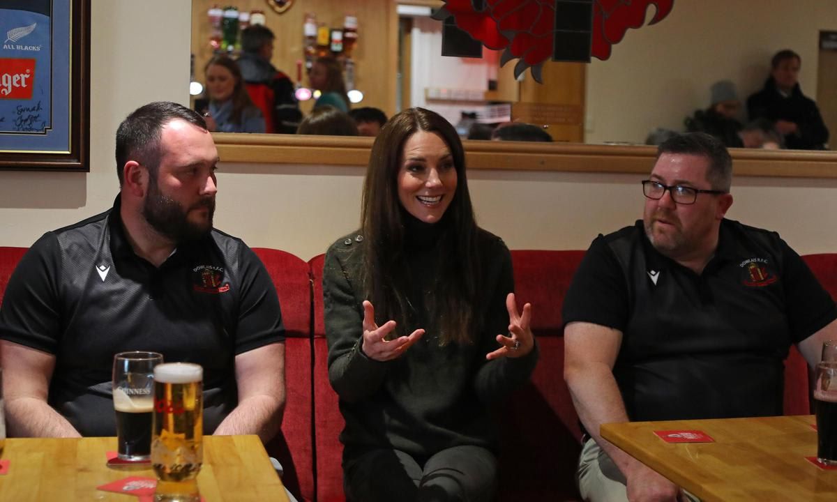 At the Dowlais Rugby Club, the royals spent time with mountain rescue volunteers, the organization's supporters and members of the community.