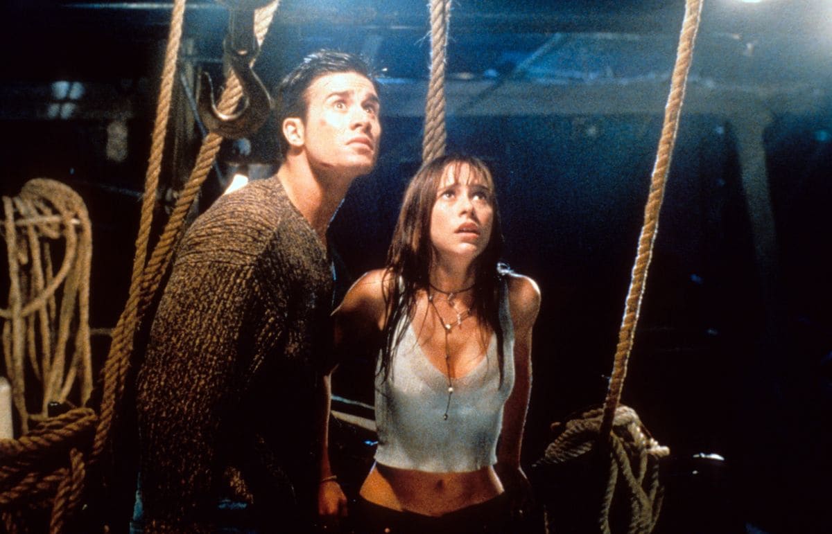 Freddie Prinze Jr and Jennifer Love Hewitt in 'I Still Know What You Did Last Summer', 1998. 