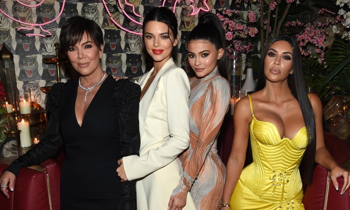 Kris, Kendall y Kylie Jenner junto a Kim Kardashian