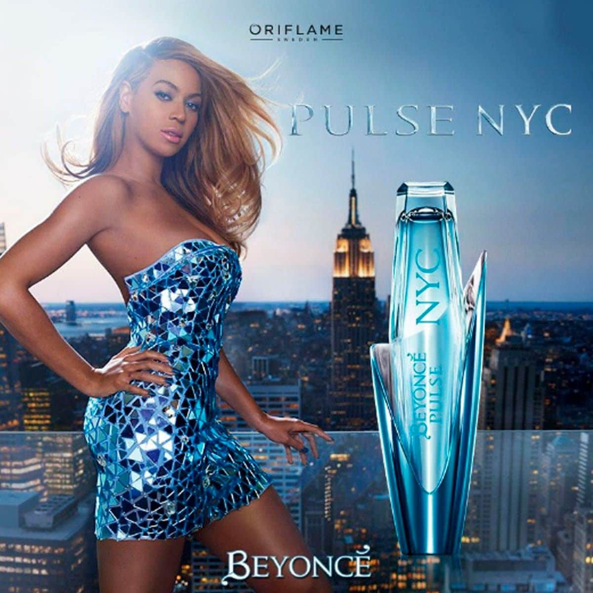 Beyonce presenting her fragrance Pulse