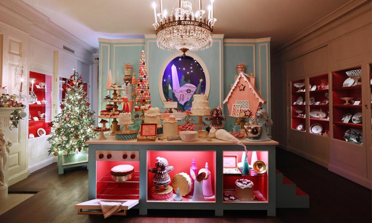 White House Previews This Season's Holiday Decorations