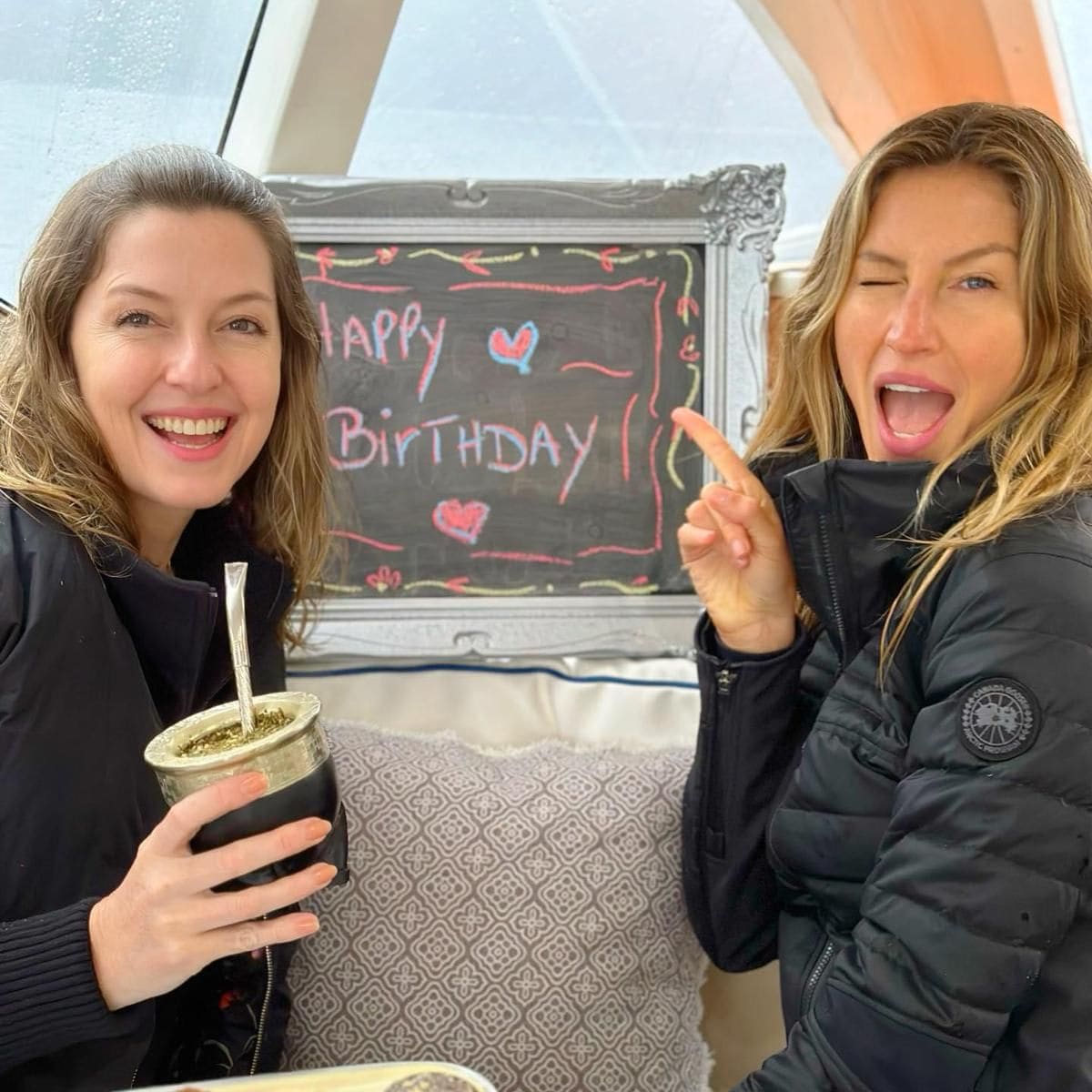 Gisele Bündchen y su hermana Patricia